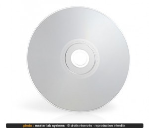 Exemple de pressage DVD Braille (verso avec aluminium jusqu'au centre offert)